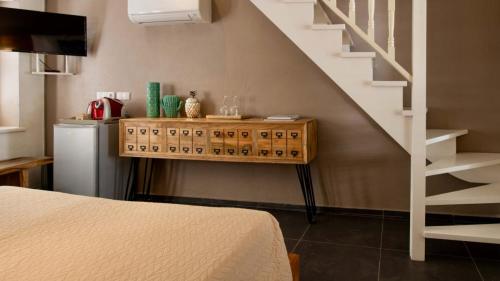 Standard-Kitchenette-1 (1)